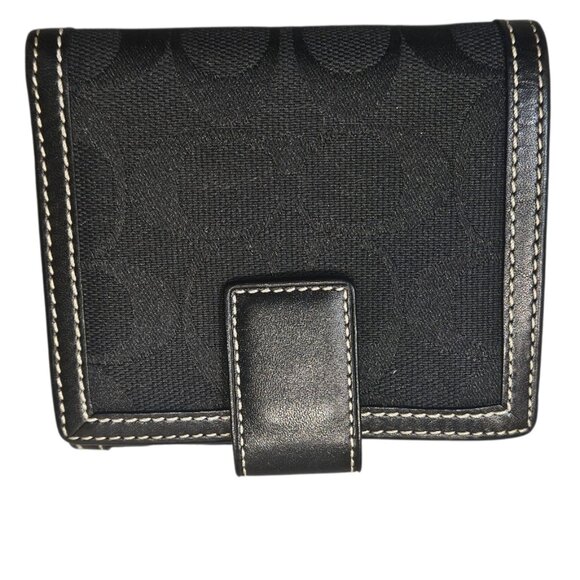 Coach Signature Trifold Wallet - Picture 4 of 7